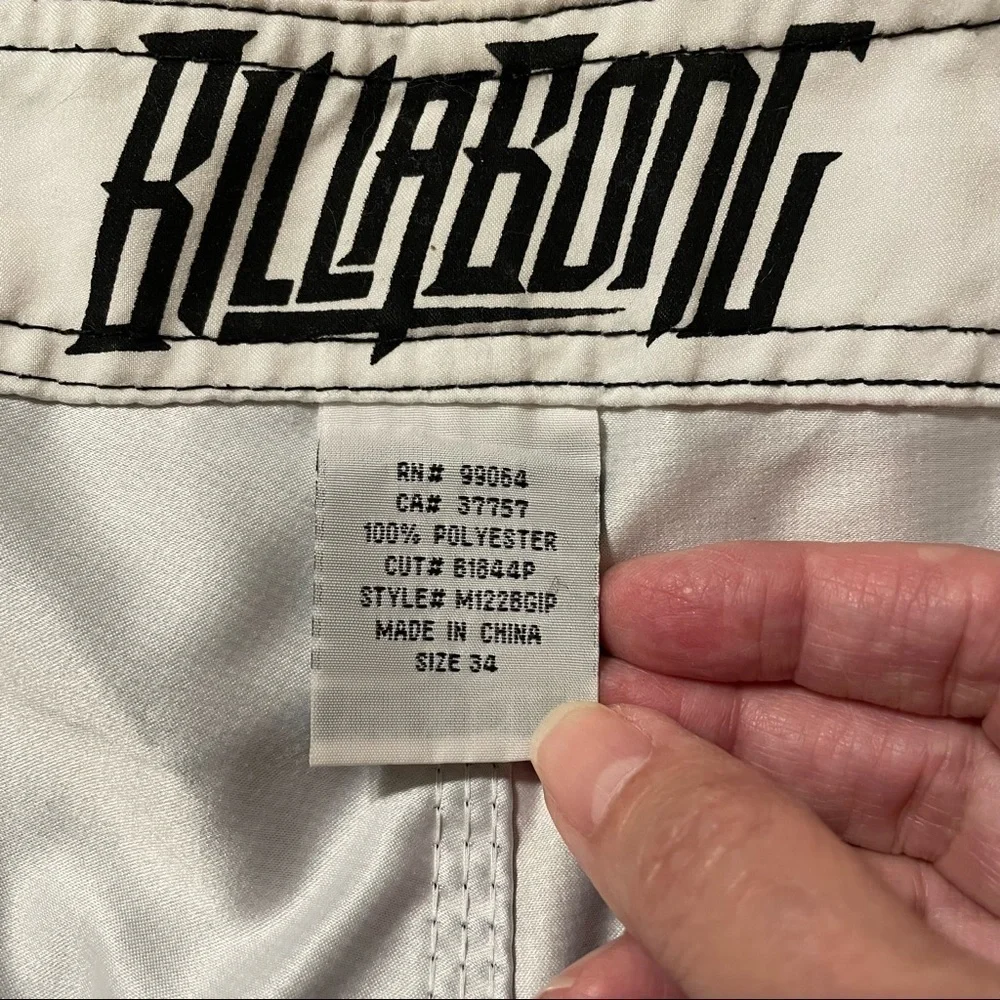 Billabong Red White Blue Black Board Shorts Swim Shorts Diagonal Stripes Size 34 - Picture 13 of 14